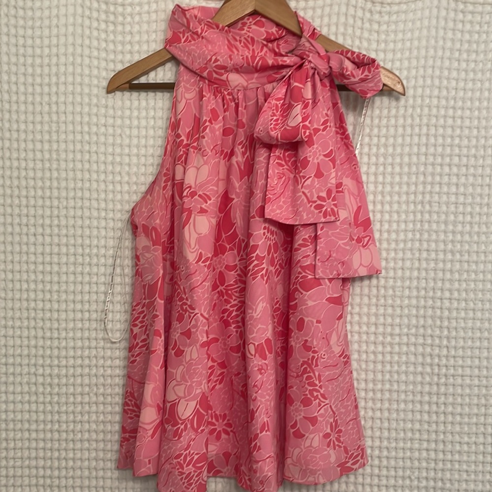 Women’s silk pink halter top